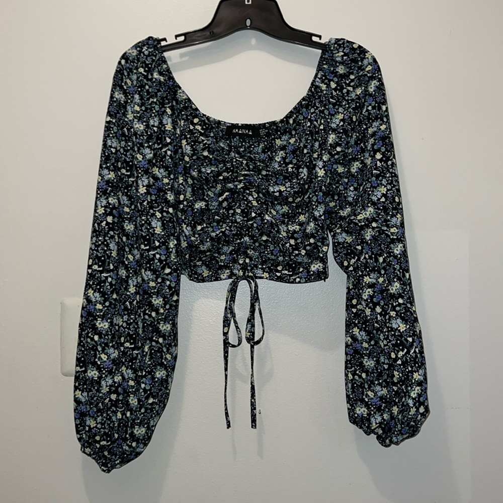 NAANAA - SIZE 4 FITTED CROP TOP LONG BALLOON SLEEVE TIE BOTTOM EUC FLORAL